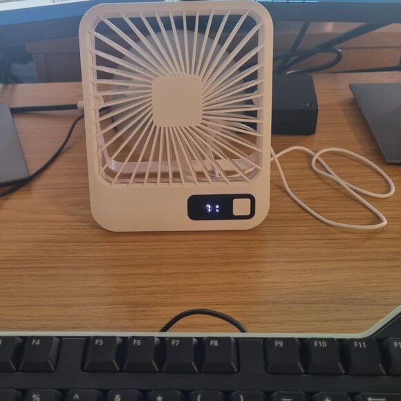 Portable Mini Desk Fan | USB Rechargeable, 5 Speeds, LCD Display, Quiet - Picture 11 of 11